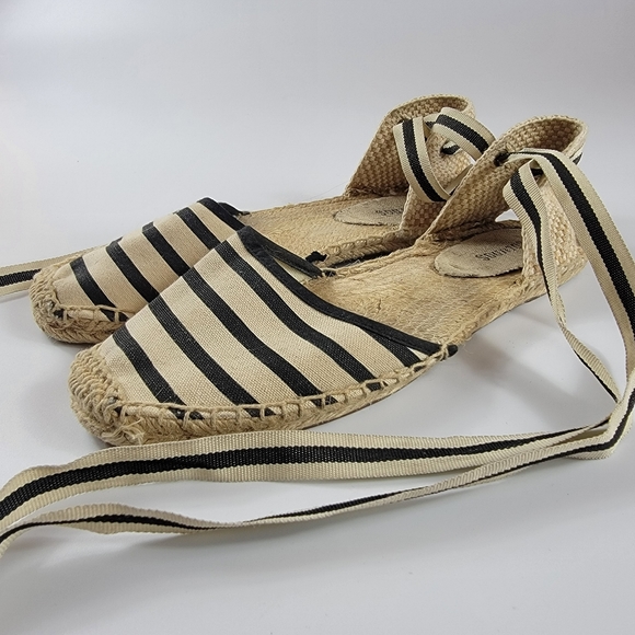 Soludos Classic Canvas Stripe Espadrille Sandals in Black & White, 7 - Picture 2 of 15